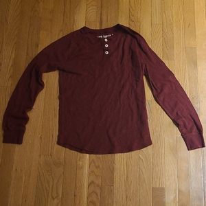 Dark Red Three-Button Long-Sleeved Shirt